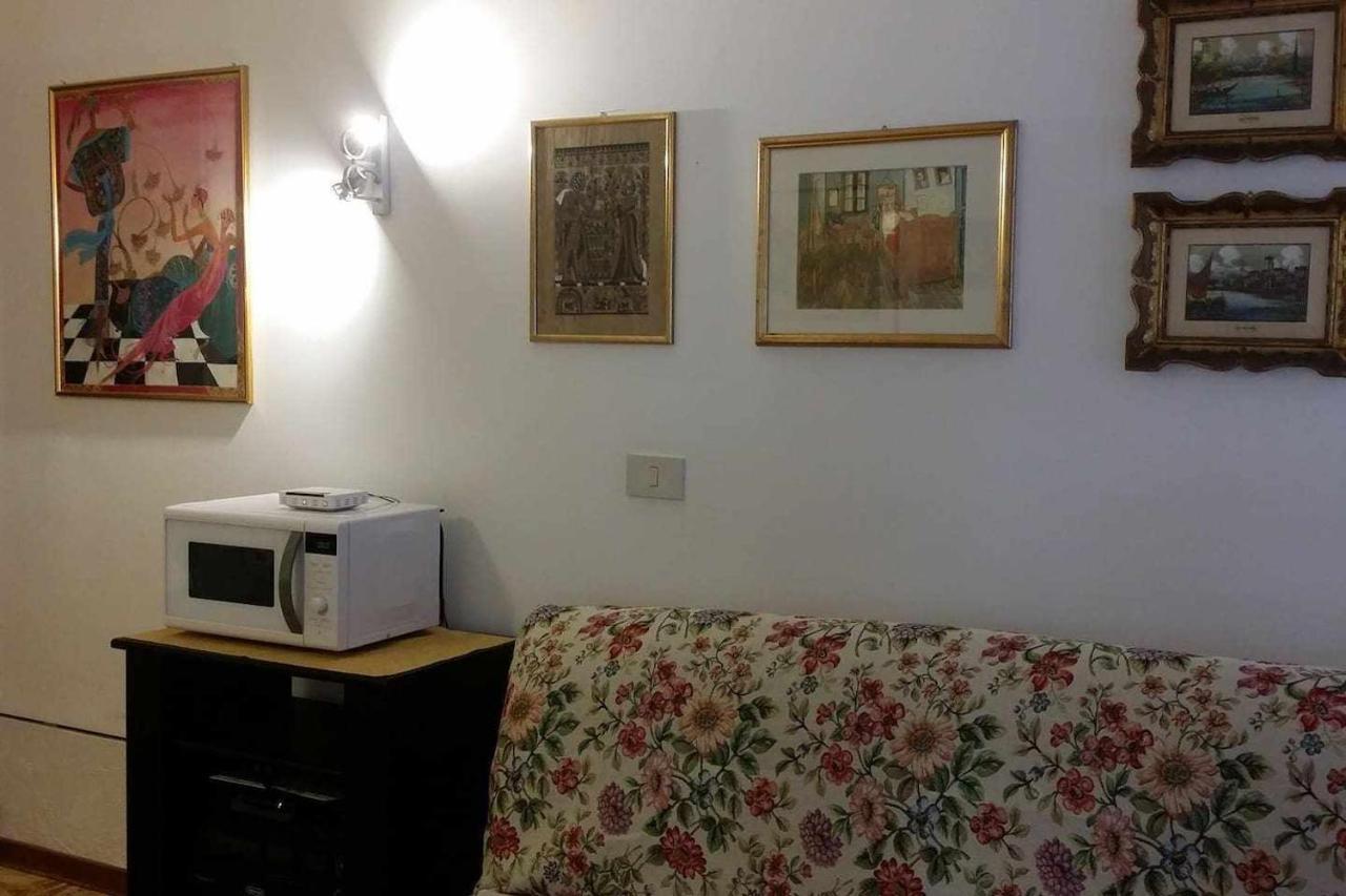 In The Heart Of Free Internet Apartment
